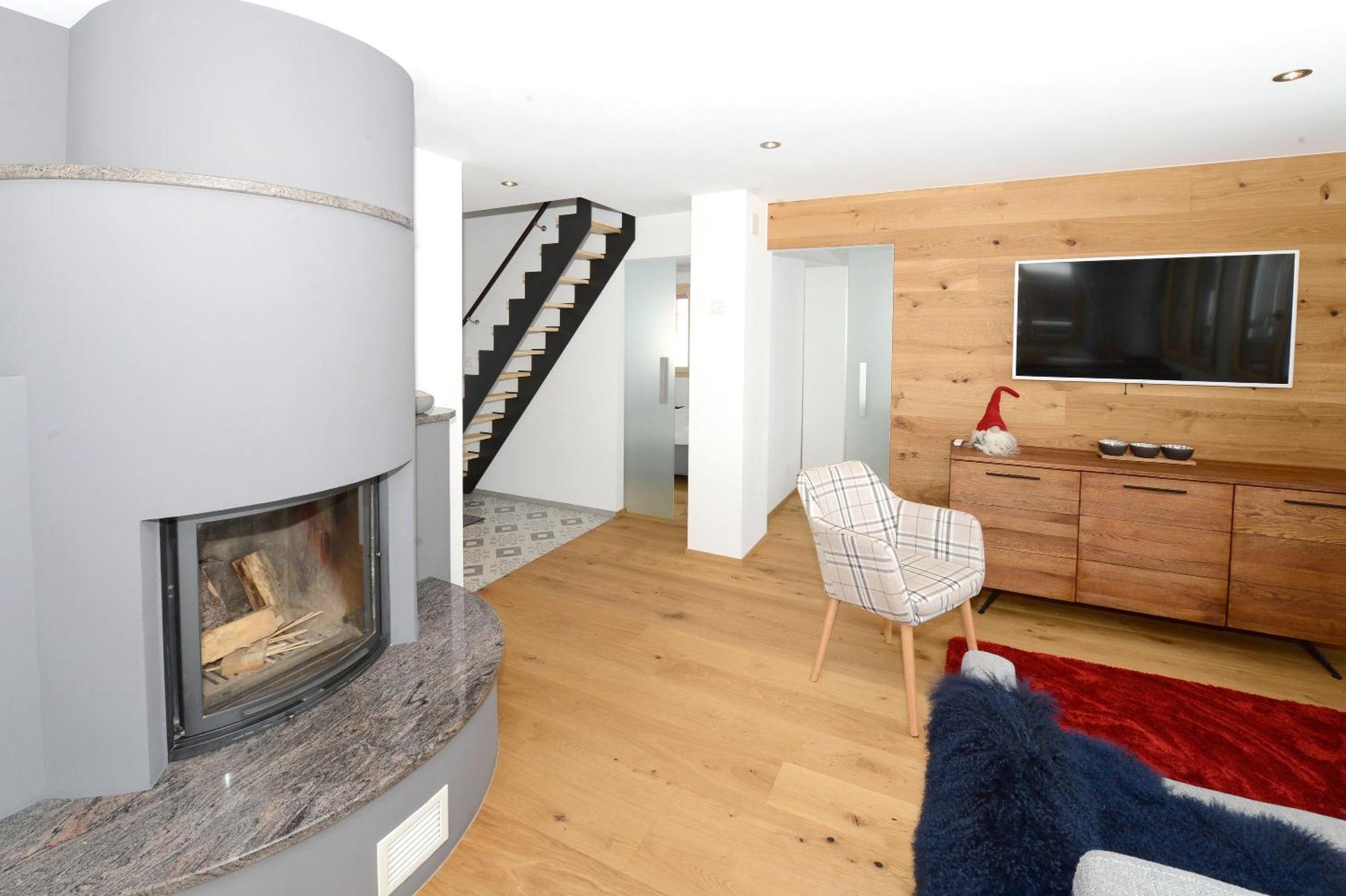Aletsch Arena Ferienhaus Turmalin Fiesch Luaran gambar
